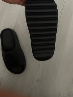 Yeezy slide 43 - 3