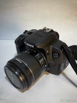Canon EOS 700D - 3