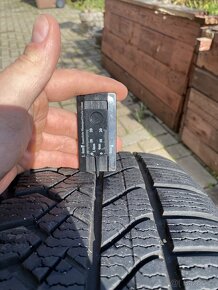 Goodride Zuper Snow Z-507 225/40 R19 93V - 3