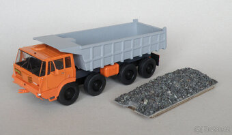 Tatra 813 8x8 s nemeckou nadstavbou Semex 1/43 - 3