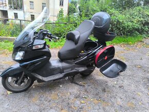 Suzuki Burgman 650 executive - 3