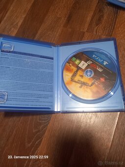 PS 4 HRY - 3