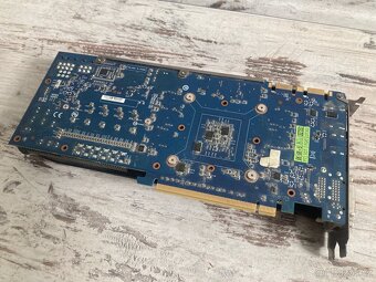 Videokarta WINOFORCE GYGABYTE GV-N6700-2GD - 3