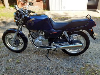 HONDA XBR 500S - 3