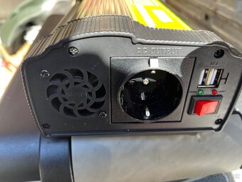 12v Měnič napětí 220v 1000w - 3