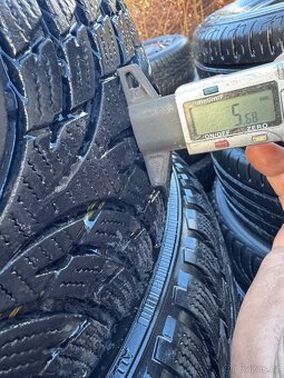 185/60R15 Nokian WR d3 - 3