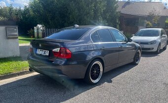 BMW e90 330i/ N52 190kw - 3
