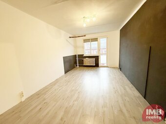 Prodej bytu 3+1 s lodžií v Kraslicích - 3