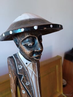 Velká dřevěná socha - 3