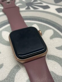 Apple Watch SE 40mm Gold - 3