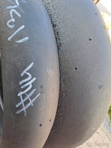 Pirelli slick SBK 125/70-17 + 200/65-17 top - 3