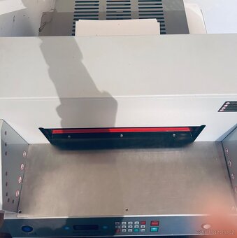 Elektrická automatická řezačka s programátorem - 3