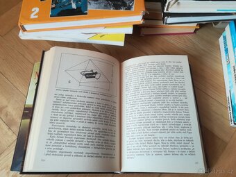Sci fi knihy, záhady, Souček, Daniken, UFO a podobné - 3