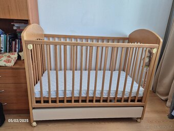 Postylka jako nova s matraci - 3