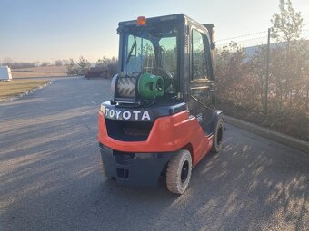 Čelní vysokozdvižný vozík Toyota 02-8FGF25 |PS6290| - 3