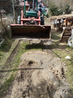 Zetor 25 s nakladačem - 3