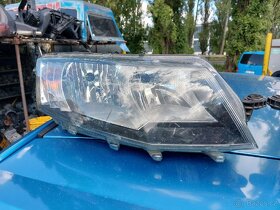 ŠKODA OCTAVIA 3 PŘEDNÍ SVĚTLA - 3