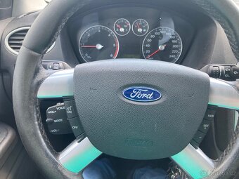 Ford Focus - 3
