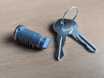 Thule zámek N016 + 2ks klíčů - 3