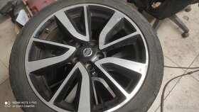 Alu kola Nissan 5x114.3. 7J 19" - 3