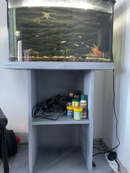 se slevou🐠 Velké akvárium cca 90l – komplet vybavení + ryby - 3