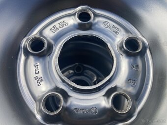 Zimní kola ŠKODA OCTAVIA II 15" 5x112 ET47 BARUM 195/65R15 - 3
