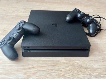 PlayStation 4 Slim 500GB + 2 controllers - 3
