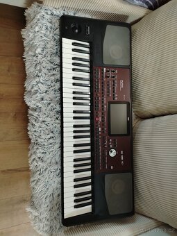 Korg pa 700 - 3