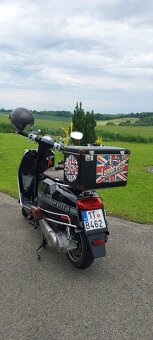 Lambretta V 125 - 3