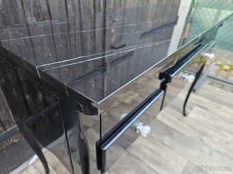 Konzolový / toaletní stolek - 3