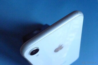 Apple iPhone XR 64 GB baterie 100% - 3