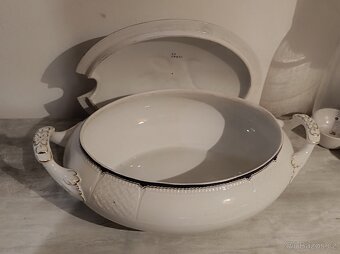 Starožitná polévková mísa (terina) Haas & Czjzek - 3