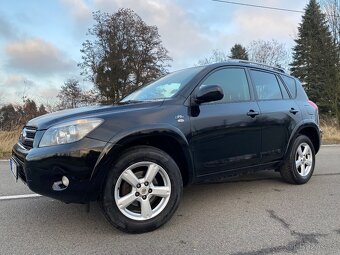 TOYOTA RAV4 2.2 D4D ROK 2009 BEZ KOROZE - 3