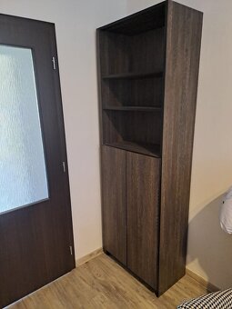 policová skříň - 3