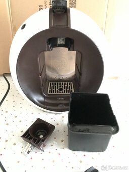 Nescafe DOLCE GUSTO Circolo - Krups KP5002 - 3