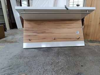 Nové věšáky. - 3