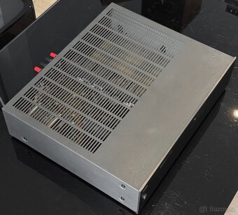 NAD 2240PE koncový zesilovač - 3