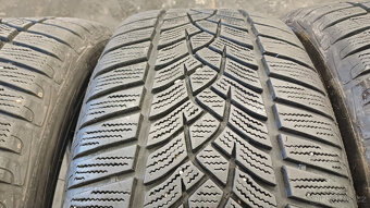 Zimní pneu Goodyear 225/50/17 98V - 3