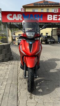 Piaggio Beverly 300 HPE Sport - 3