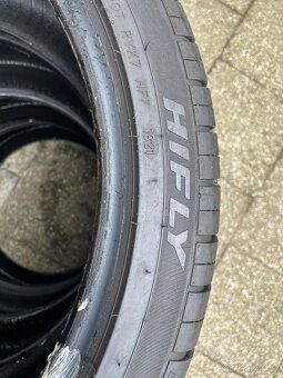 Letní pneu HIFLY HFBOS Challenger 235/40R19 - 3