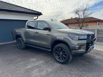 TOYOTA HILUX INVICIBLE 2,8, CZ, ZARUKA,DPH - 3