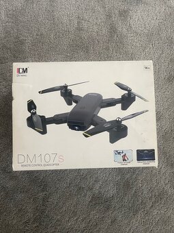 Dron DM107s - 3