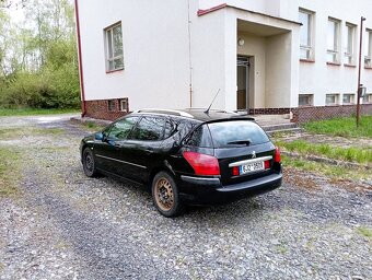 Peugeot 407, 193000 km - 3