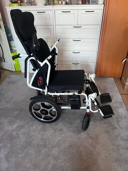 Invalidní elektrický vozík - 3