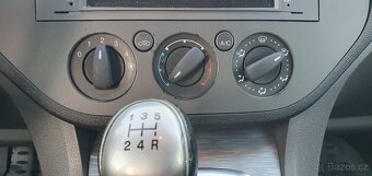 C-Max 1.6 74kW benzín, tažné, 2008 - 3