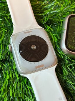 Apple watch SE 2.generace - 44mm - 3