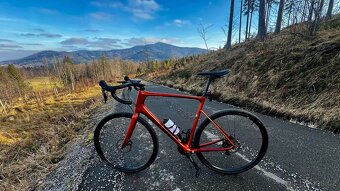 Giant Defy Advance 2 2023 - 3