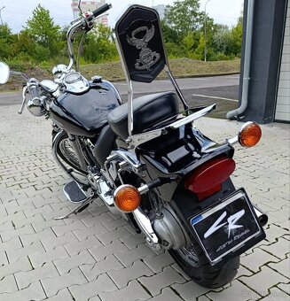 Yamaha XVS650 Dragstar - 3