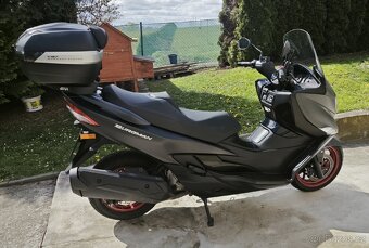 Suzuki Burgman 400 - 3