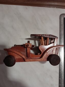 Dřevěné staré auto, dekorace - 3